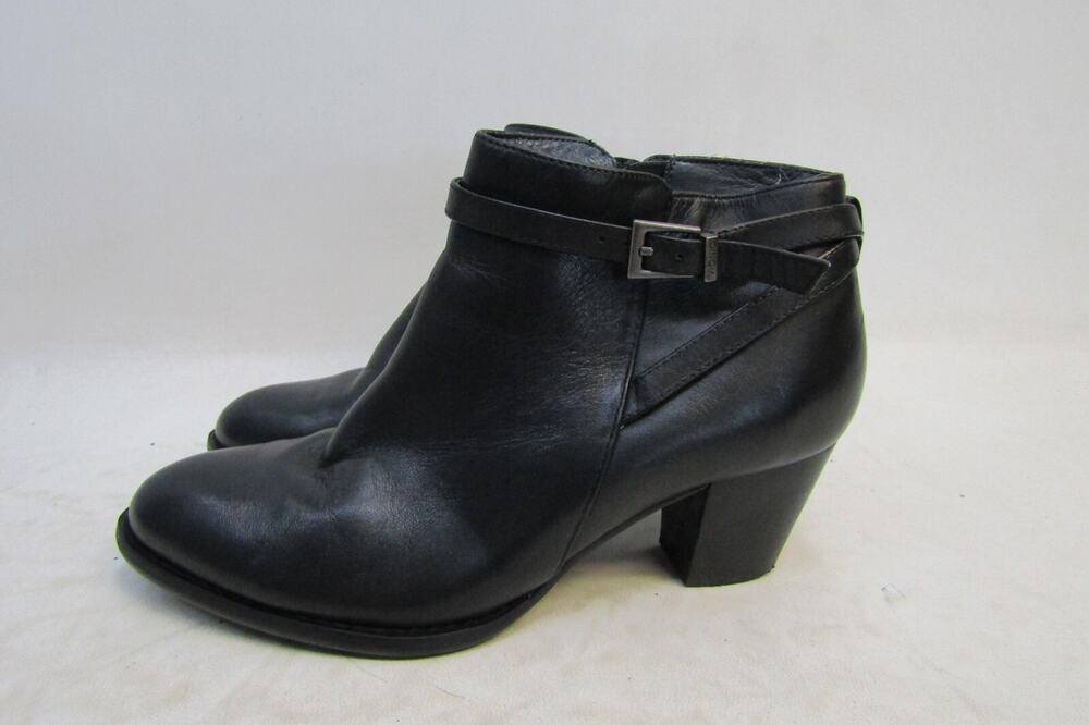 Vionic Womens Size 6.5 M Black Leather Zip Ankle Fashion Boots Bootie